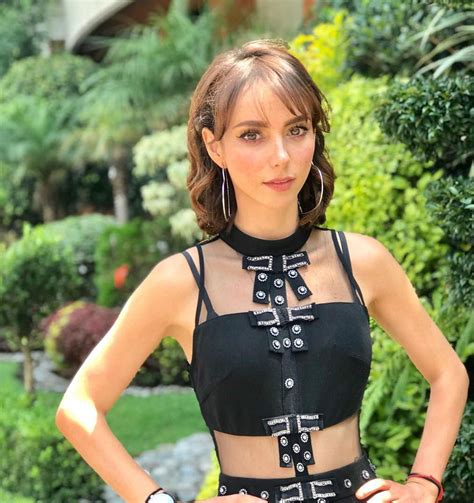 Natalia Téllez muestra más que sus pecas en。